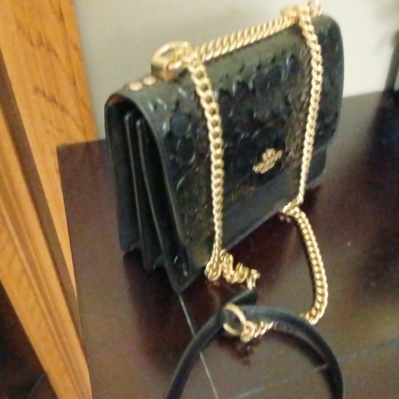 Coach Signature Crossbody - Picture 2 of 3
